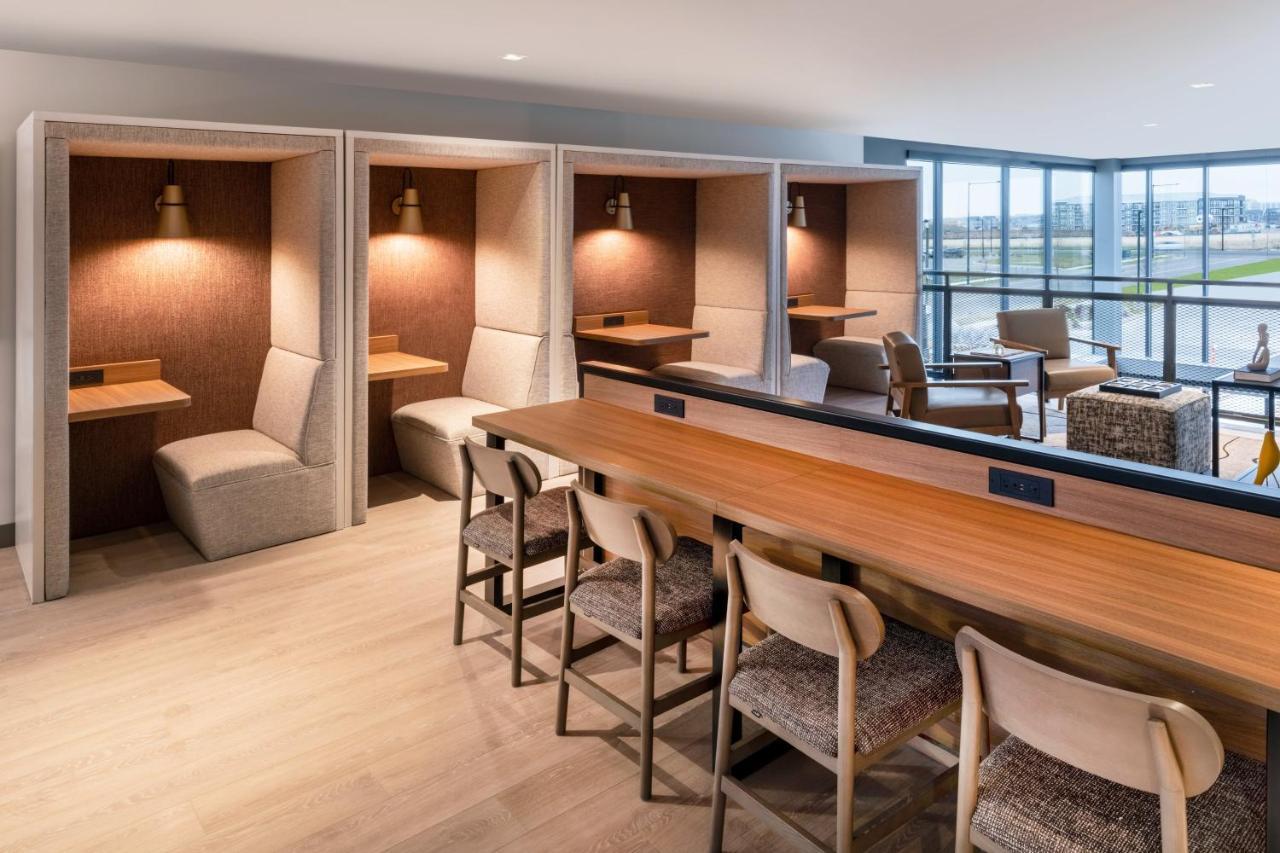 Atwell Suites - Denver Airport Tower Road By Ihg Екстериор снимка